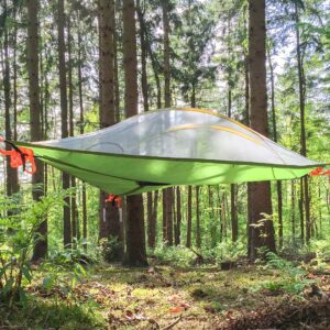 Das abgehobene Camping-Vergnügen Übernachtung im Baumzelt bei Oldenburg direkt buchen oder als Gutschein verschenken